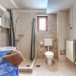 Jakov By Interhome * Žminj
