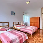 펜션 Jakov By Interhome