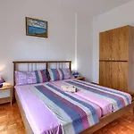 펜션 Jakov By Interhome *