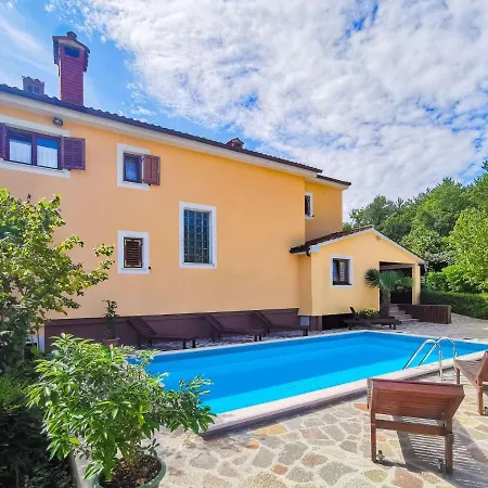 Prázdninový dům Jakov By Interhome