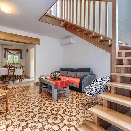 Jakov By Interhome Žminj