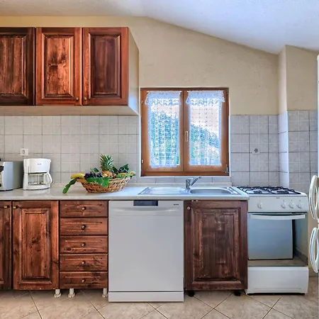 Jakov By Interhome Žminj