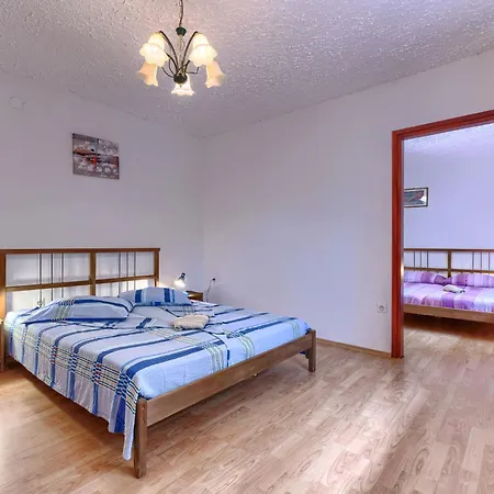 Jakov By Interhome Dom wakacyjny