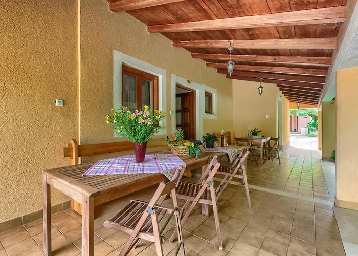 Jakov By Interhome Vikendica