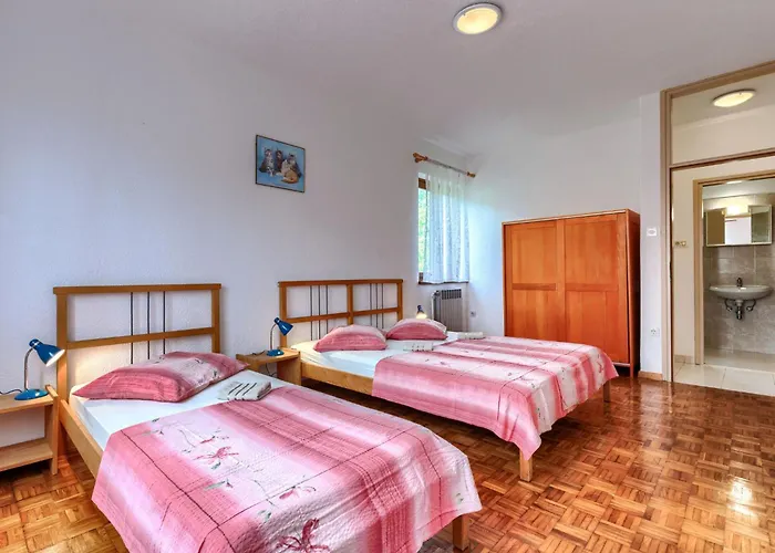 Vikendica Jakov By Interhome