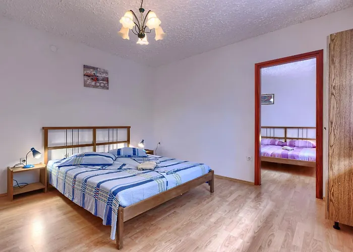 Jakov By Interhome Vikendica