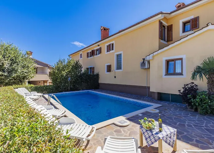 Jakov By Interhome Vikendica *