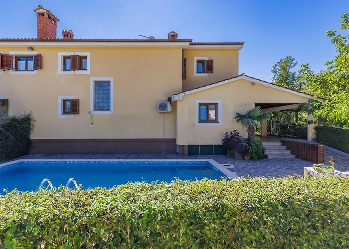 Vikendica Jakov By Interhome Zminj